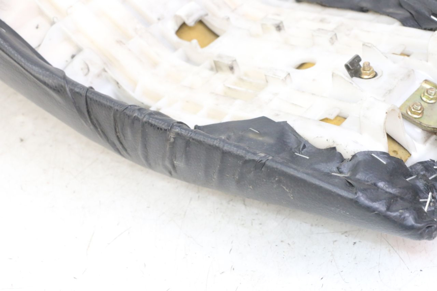 photo de SELIM YAMAHA FZS FAZER 600 (2001 - 2003) - Pontos de fixação