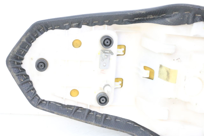 photo de SELIM YAMAHA XJ6 600 (2008 - 2016) - Detalhes característicos