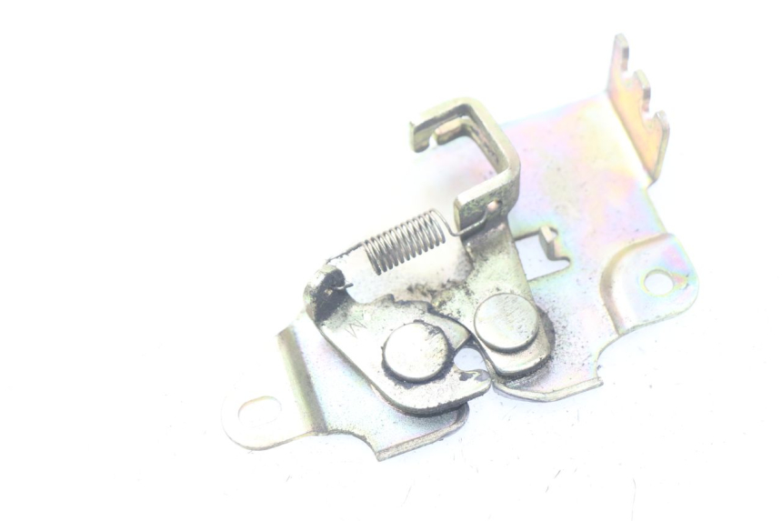 photo de FECHADURA DO BANCO SYM GTS EFI ABS 125 (2012 - 2016) - Detalhe da peça