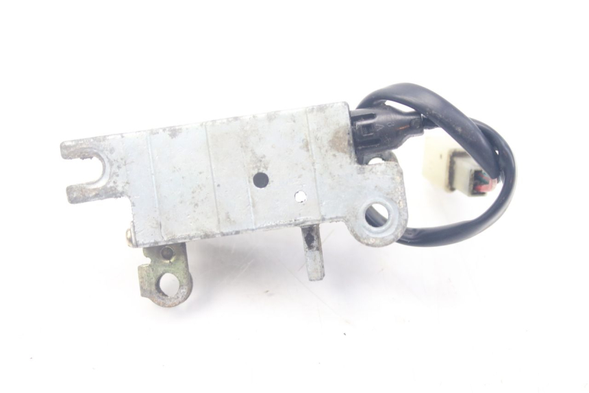 photo de FECHADURA DO BANCO KYMCO PEOPLE 250 (2004 - 2008) - Pontos de fixação