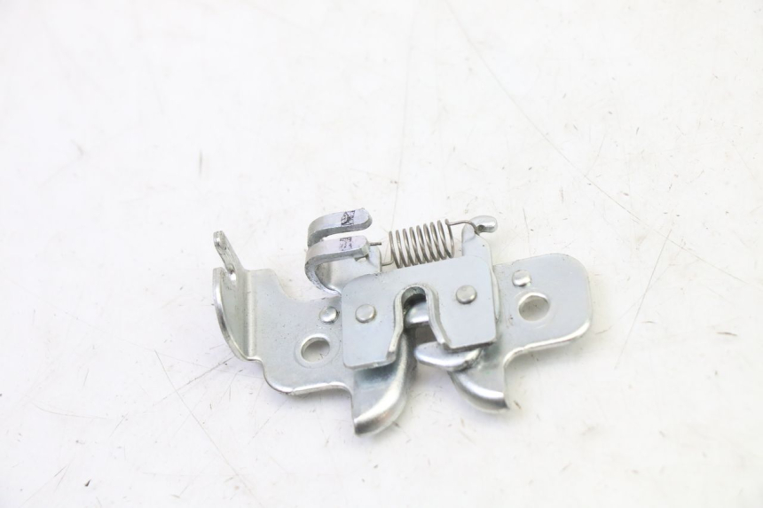 photo de FECHADURA DO BANCO YAMAHA XMAX X-MAX 125 (2021 - 2025) - Vista principal