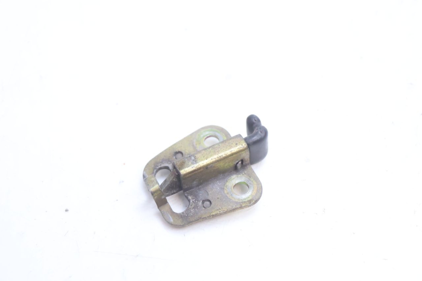 photo de FECHADURA DO ASSENTO YAMAHA YZF R GENESIS 750 (1993 - 1998) - Vista principal