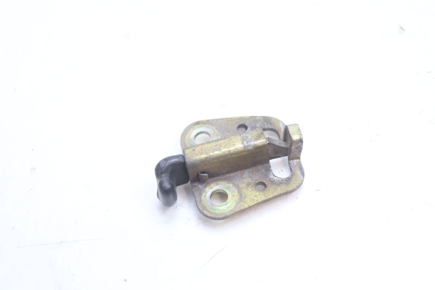 photo de FECHADURA DO ASSENTO YAMAHA YZF R GENESIS 750 (1993 - 1998) - Detalhe da peça