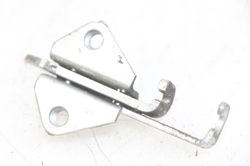 photo de FECHADURA DO BANCO KAWASAKI Z 750 (2007 - 2013) - Outro ângulo de visão