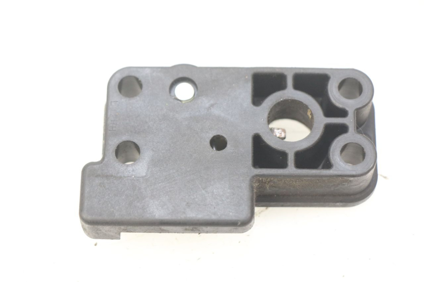 photo de FECHADURA DO BANCO KAWASAKI ZR7 ZR-7 S 750 (1999 - 2004) - Detalhe da peça