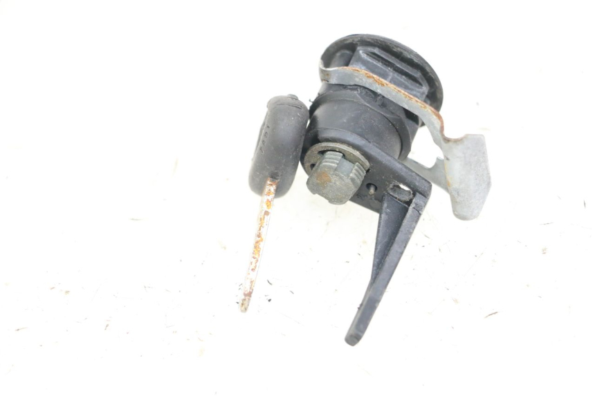 photo de FECHADURA DO BANCO PEUGEOT BUXY 50 (1993 - 1998) - Detalhe da peça