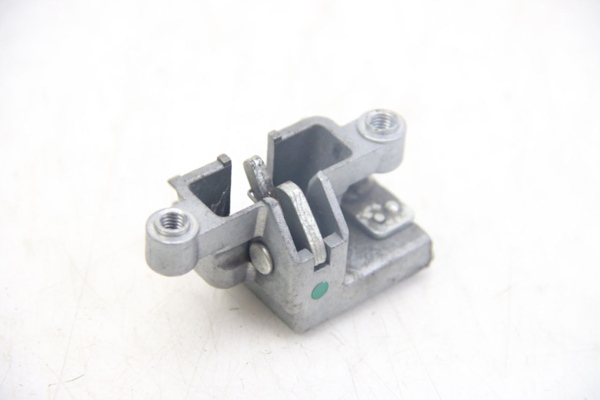 photo de FECHADURA DO BANCO YAMAHA BW'S BWS 125 (2010 - 2013) - Detalhe da peça