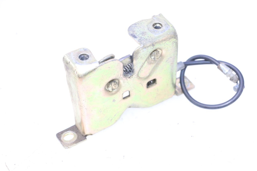 photo de FECHADURA DO ASSENTO KEEWAY FOCUS 50 (2006 - 2009) - Ampliação técnica