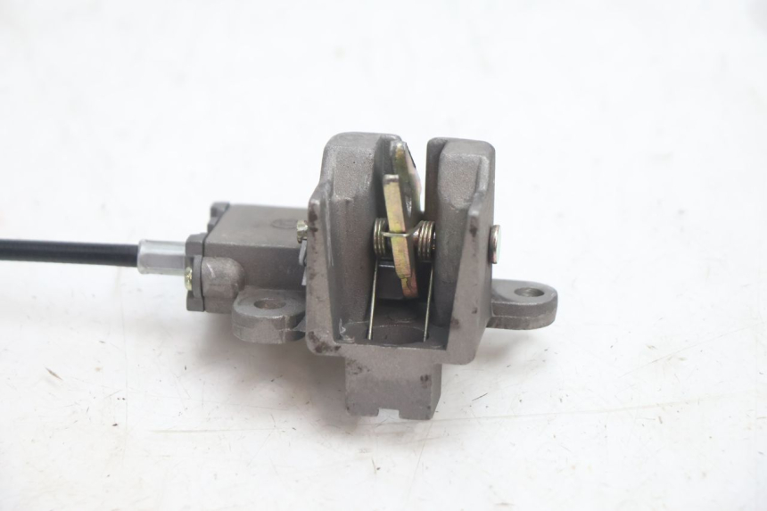 photo de FECHADURA DO BANCO RIDE JUMP 2T 50 (2012 - 2017) - Detalhe da peça