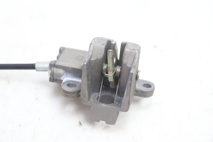 photo de FECHADURA DO BANCO RIDE JUMP 2T 50 (2012 - 2017) - Detalhe da peça