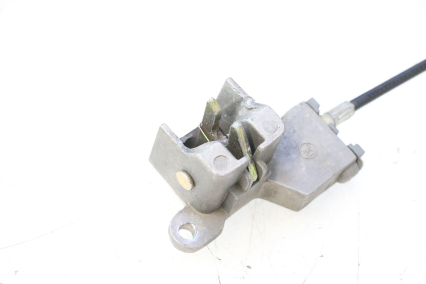 photo de FECHADURA DO BANCO RIDE JUMP 2T 50 (2012 - 2017) - Pontos de fixação