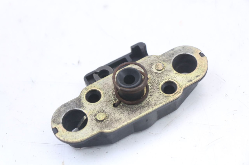 photo de FECHO DO BANCO KAWASAKI ZR7 ZR-7 S 750 (1999 - 2004) - Detalhe da peça