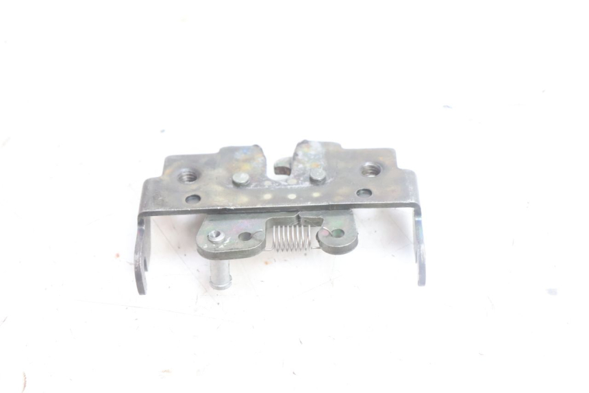 photo de FECHADURA DO BANCO YAMAHA NEO'S NEOS 2T 50 (1998 - 2007) - Outro ângulo de visão