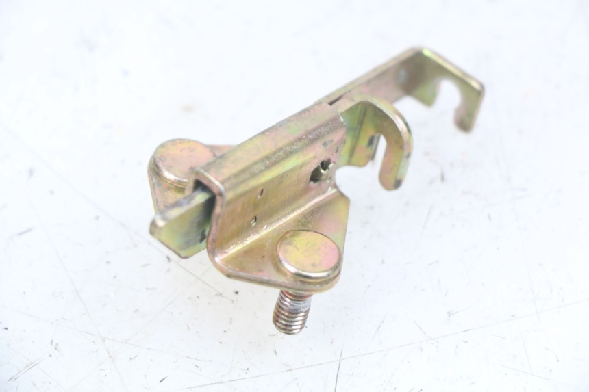 photo de FECHADURA DO BANCO YAMASAKI RAPTOR 50 (2013 - 2018) - Zoom do estado de desgaste