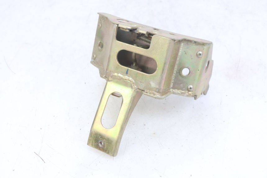 photo de FECHADURA DO BANCO HONDA SCV LEAD 100 (2003 - 2007) - Outro ângulo de visão