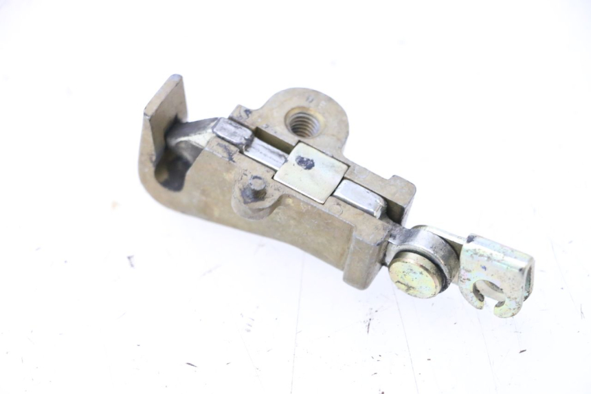 photo de FECHADURA DO ASSENTO HONDA ST PAN EUROPEAN 1100 (1990 - 2002) - Detalhe da peça