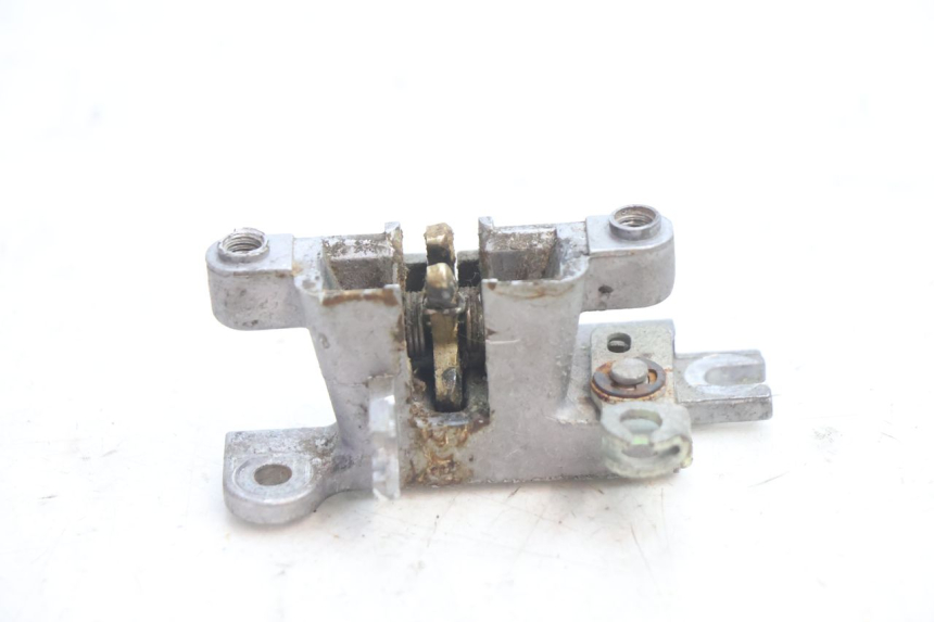 photo de FECHADURA DO ASSENTO KYMCO SUPER 8 2T 50 (2007 - 2013) - Detalhe da peça