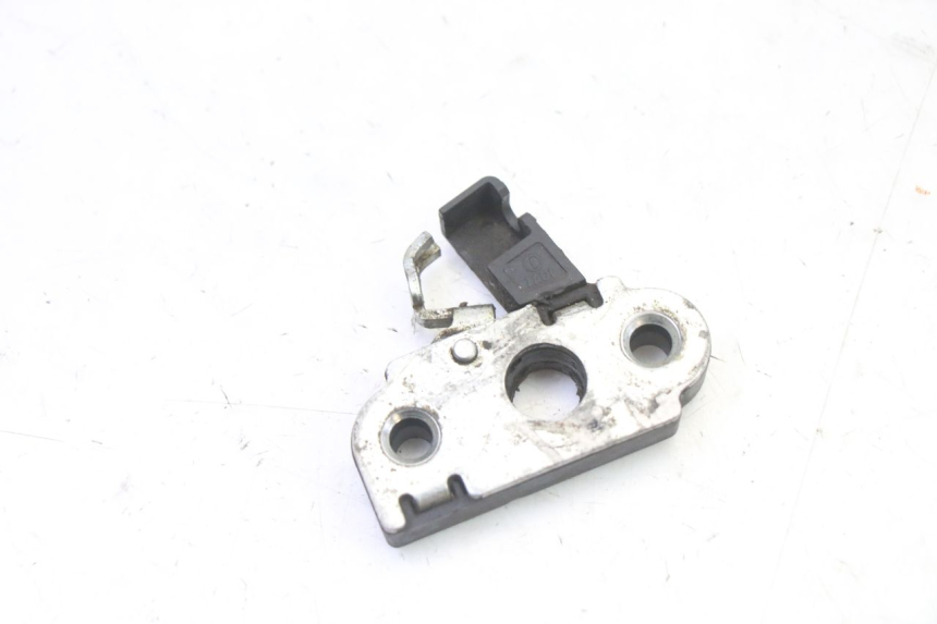 photo de FECHADURA DO BANCO KTM SUPERENDURO R 950 (2005 - 2009) - Detalhe da peça