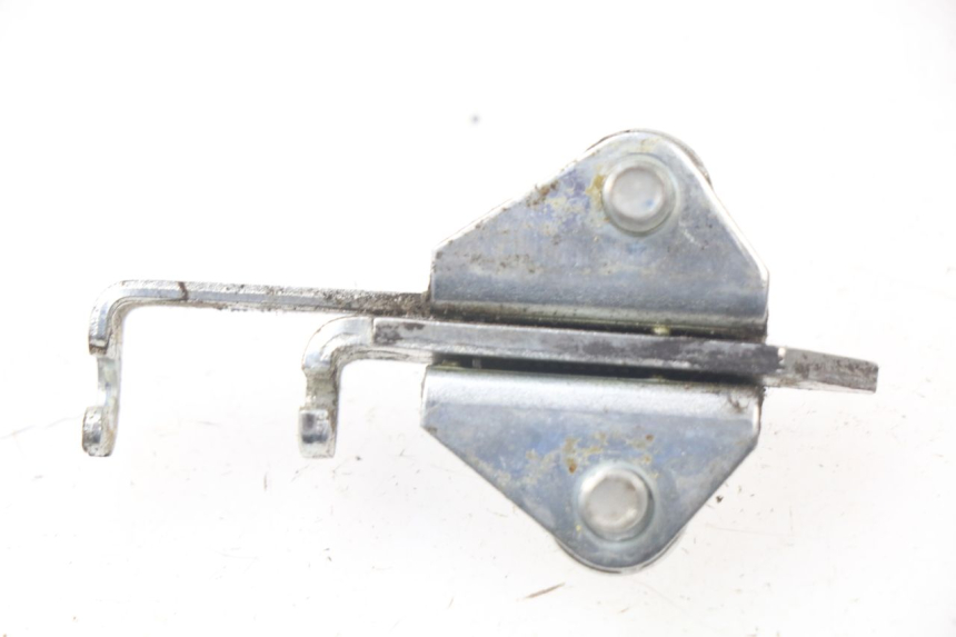 photo de FECHADURA DO BANCO YAMAHA TDM ABS 900 (2002 - 2014) - Detalhe da peça