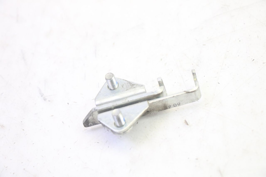 photo de FECHADURA DO BANCO YAMAHA TDM ABS 900 (2002 - 2014) - Outro ângulo de visão