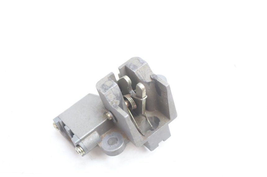 photo de FECHADURA DO BANCO PEUGEOT V-CLIC VCLIC 50 (2007 - 2013) - Detalhe da peça