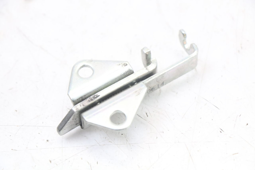 photo de FECHADURA DO BANCO YAMAHA XJ6 ABS 600 (2008 - 2016) - Zoom do estado de desgaste