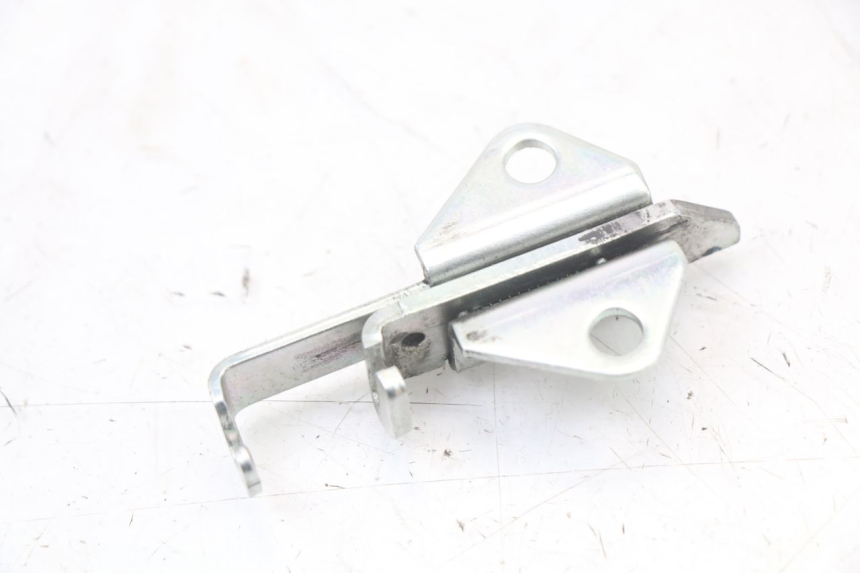 photo de FECHADURA DO BANCO YAMAHA XJ6 ABS 600 (2008 - 2016) - Outro ângulo de visão