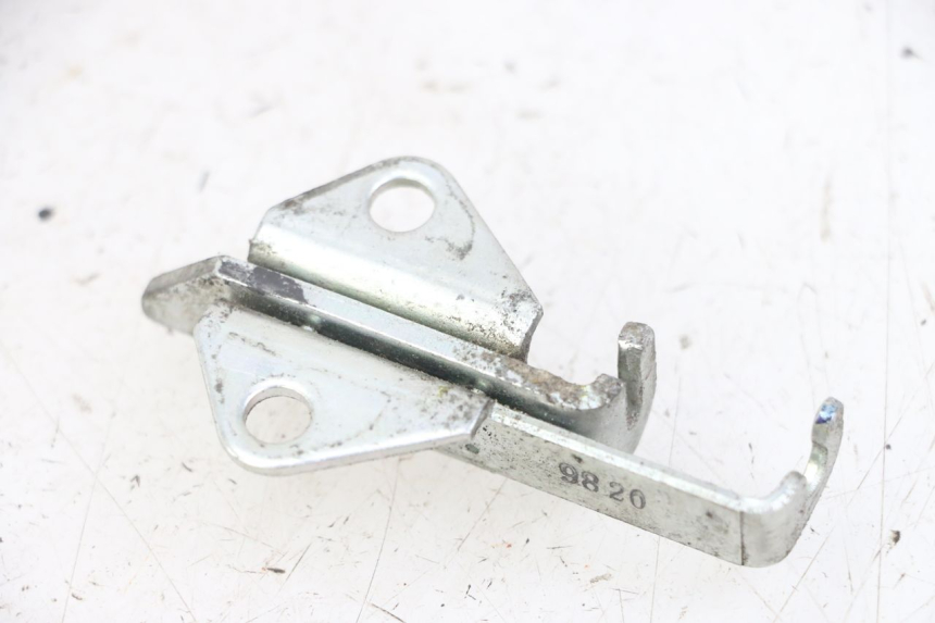 photo de FECHADURA DO BANCO YAMAHA XJ6 ABS 600 (2008 - 2016) - Detalhe da peça