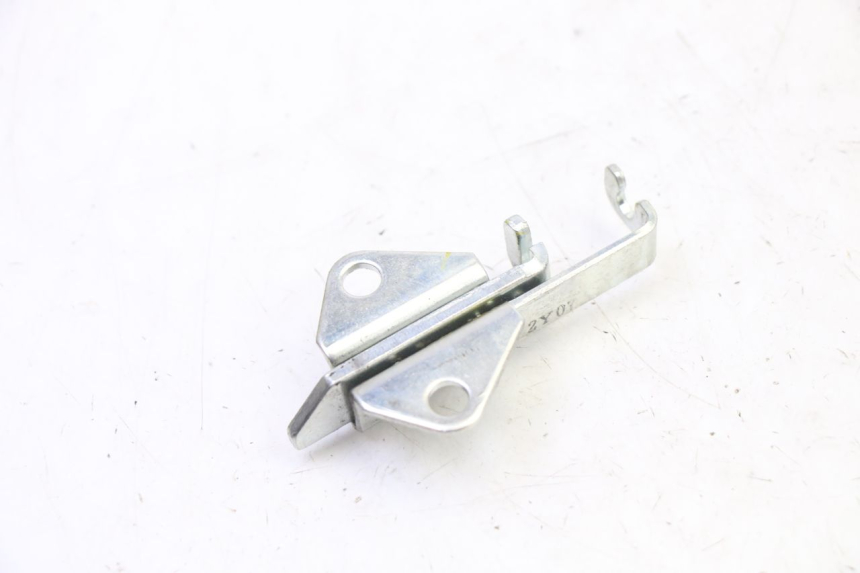 photo de FECHADURA DO BANCO YAMAHA XJ6 ABS 600 (2008 - 2016) - Zoom do estado de desgaste