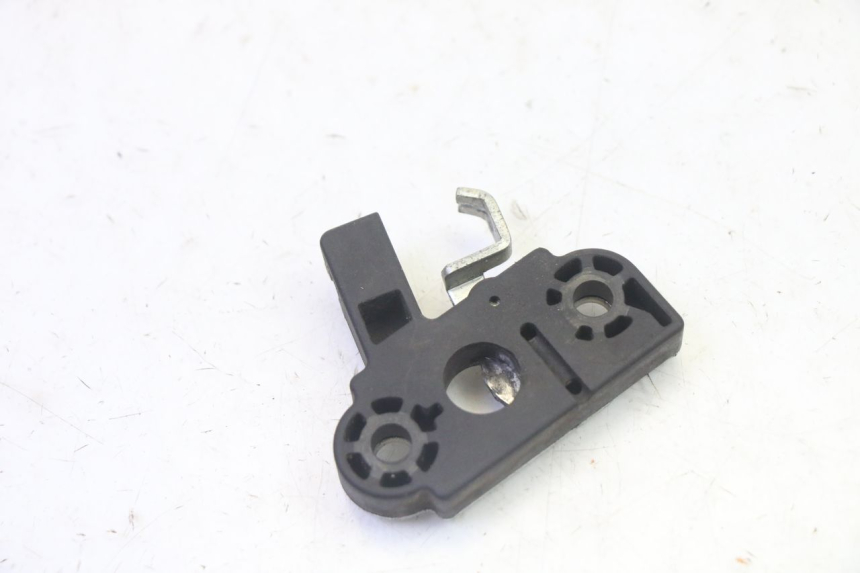 photo de FECHADURA DO BANCO YAMAHA YP MAJESTY 125 (2007 - 2010) - Outro ângulo de visão