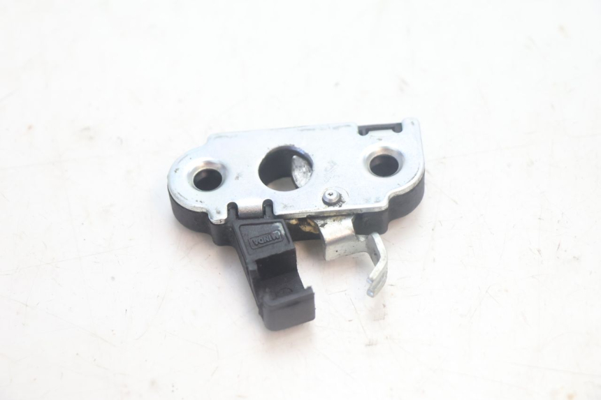 photo de FECHADURA DO BANCO YAMAHA YP MAJESTY 125 (2007 - 2010) - Detalhe da peça