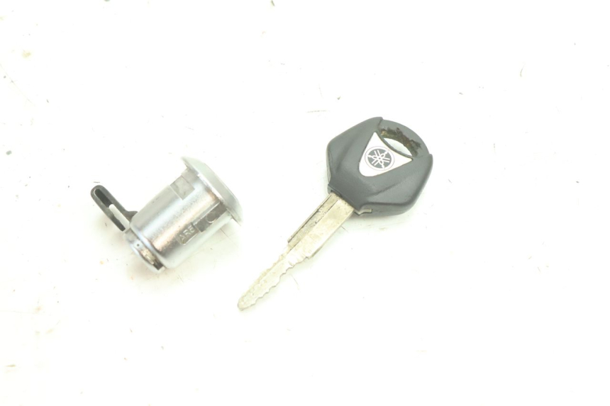 photo de FECHADURA DO ASSENTO YAMAHA YZF R6 600 (2008 - 2009) - Vista principal