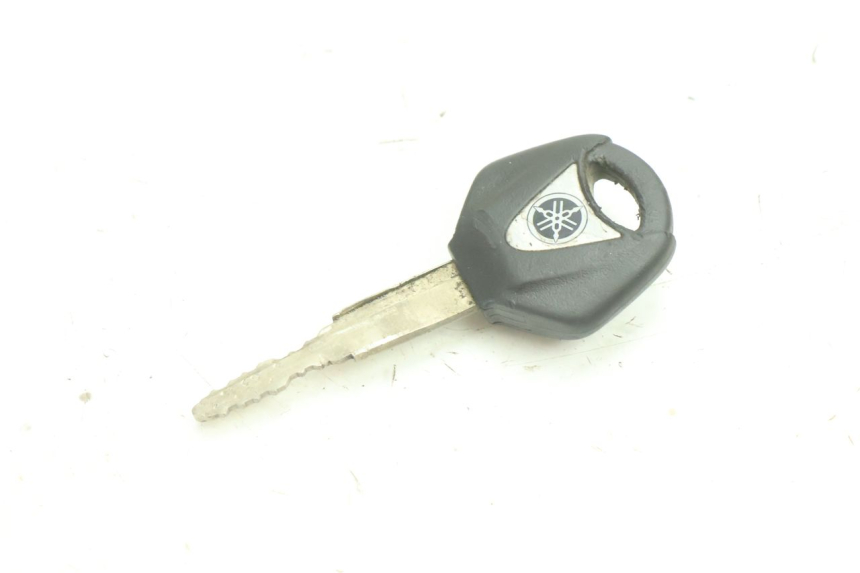 photo de FECHADURA DO ASSENTO YAMAHA YZF R6 600 (2008 - 2009) - Zoom do estado de desgaste