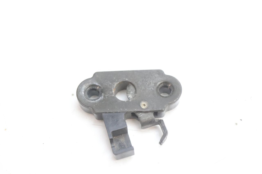 photo de FECHADURA DO ASSENTO KAWASAKI ZX-6R ZX6R 600 (1995 - 1997) - Detalhe da peça