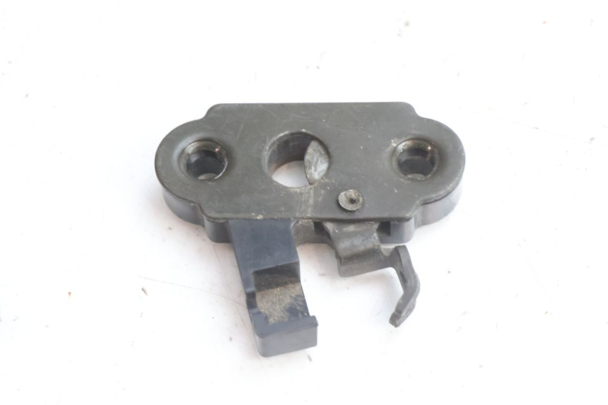photo de FECHO DO BANCO KAWASAKI ZZR 600 (1995 - 2004) - Detalhe da peça