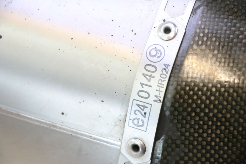 photo de SILENCIADOR YAMAHA FZ8 800 (2010 - 2016) - Detalhes característicos