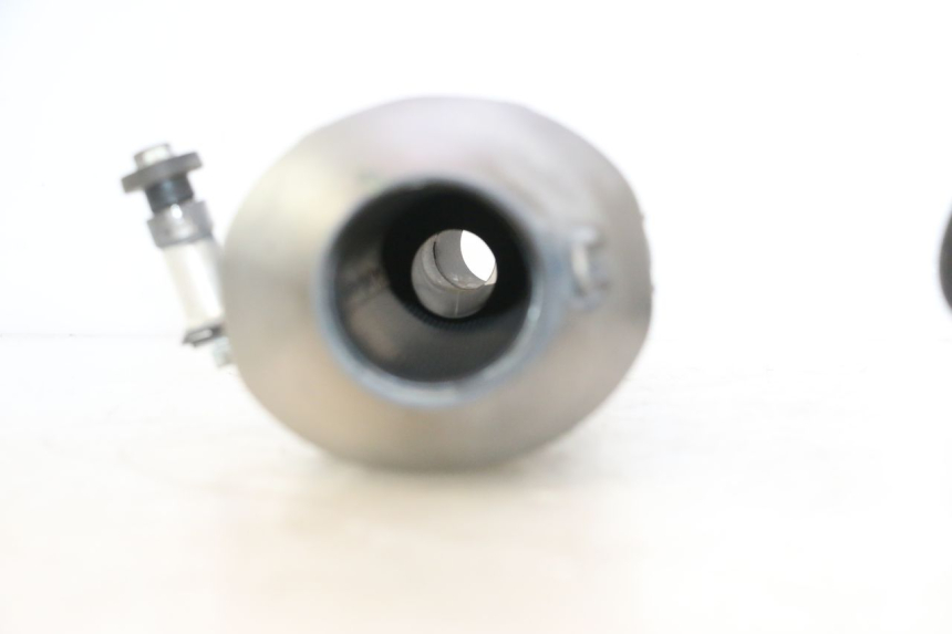 photo de SILENCIADOR CAN-AM SPYDER RS 1000 (2008 - 2012) - Ampliação técnica