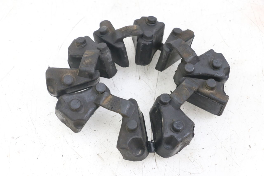 photo de BUCHA DA COROA TRIUMPH SPEED TRIPLE T301 900 (1994 - 1996) - Pontos de fixação
