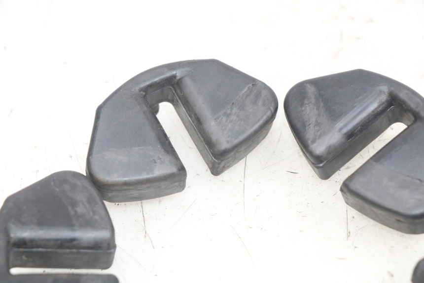 photo de BUCHA COROA SUZUKI SV N 650 (1999 - 2002) - Outro ângulo de visão