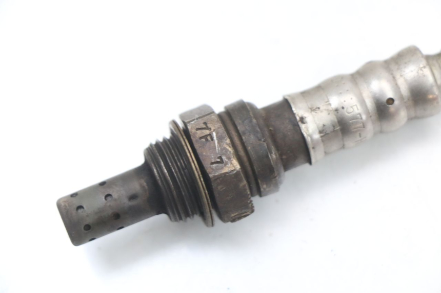 photo de SONDA LAMBDA HONDA FES S-WING SWING ABS 125 (2007 - 2015) - Zoom do estado de desgaste
