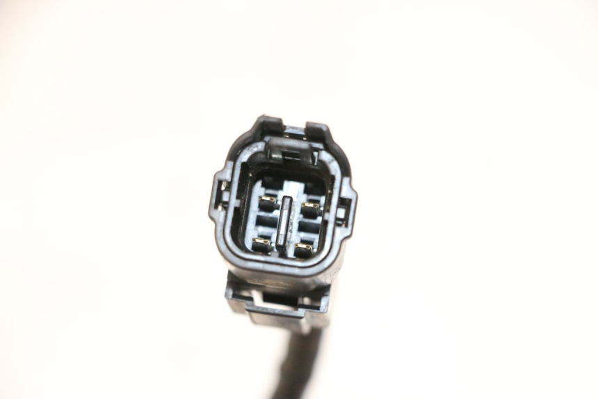 photo de SONDA LAMBDA HONDA FES S-WING SWING ABS 125 (2007 - 2015) - Outro ângulo de visão