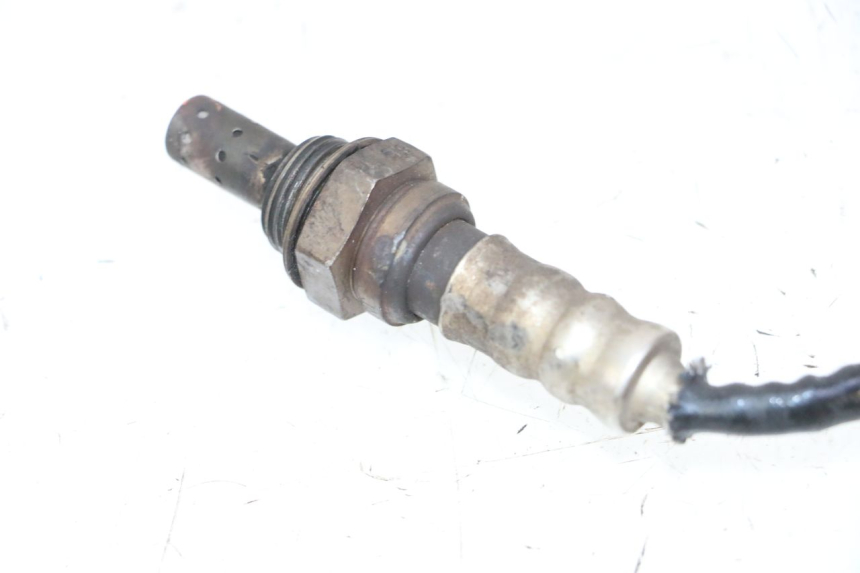 photo de SONDA LAMBDA HONDA FES S-WING SWING ABS 125 (2007 - 2015) - Pontos de fixação