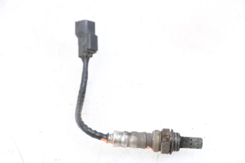photo de SONDA LAMBDA HONDA FES S-WING SWING ABS 125 (2007 - 2015) - Outro ângulo de visão