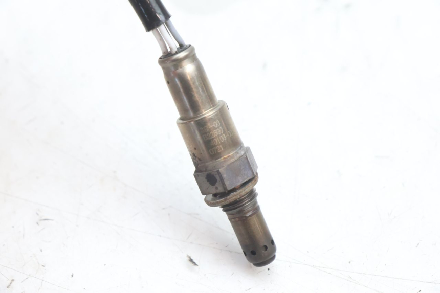 photo de SONDA LAMBDA YAMAHA FZ8 800 (2010 - 2016) - Outro ângulo de visão