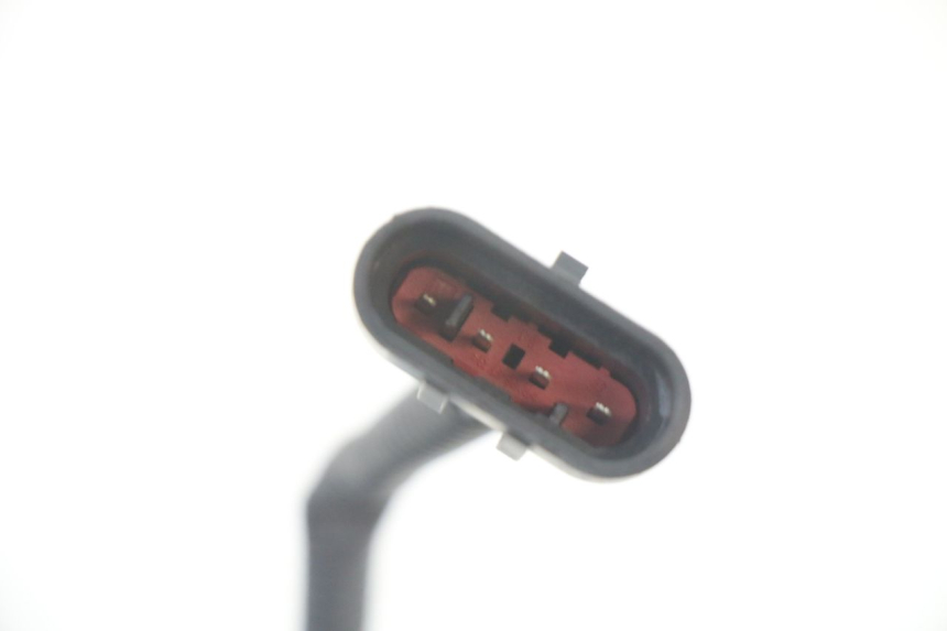 photo de SONDA LAMBDA PIAGGIO VESPA LX IE 125 (2010 - 2012) - Pontos de fixação