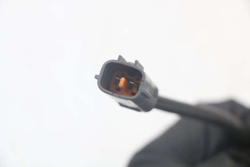 photo de SONDA LAMBDA YAMAHA TDM ABS 900 (2002 - 2014) - Outro ângulo de visão