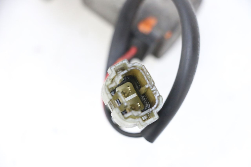 photo de SONDA DE PRESSÃO DE AR SUZUKI BURGMAN 650 (2013 - 2020) - Outro ângulo de visão