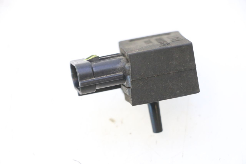 photo de SONDA DE PRESSÃO DE AR SUZUKI BURGMAN 125 (2007 - 2014) - Zoom do estado de desgaste
