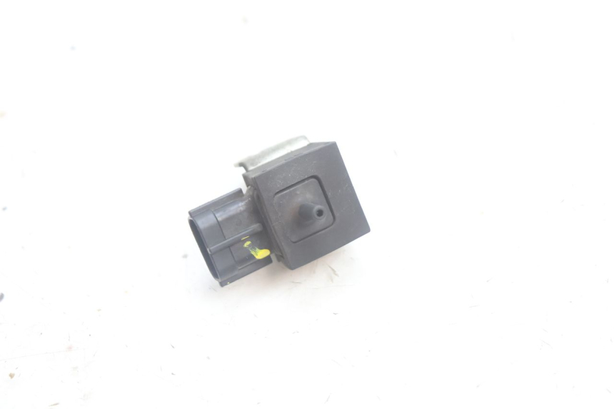 photo de SONDA DE PRESSÃO DE AR SUZUKI BURGMAN EXECUTIVE ABS 650 (2006 - 2012) - Vista principal