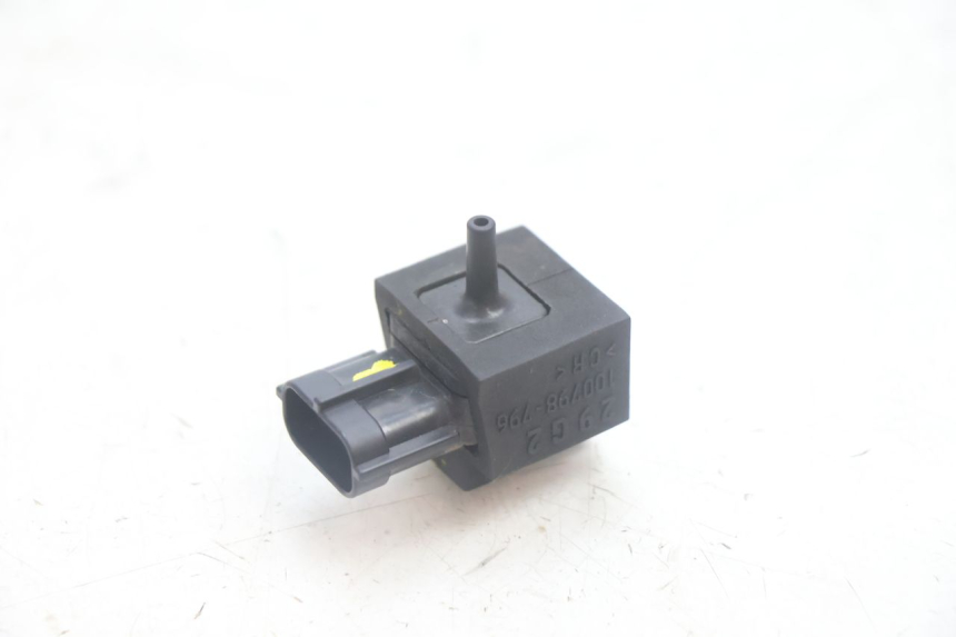 photo de SONDA DE PRESSÃO DE AR SUZUKI BURGMAN EXECUTIVE ABS 650 (2006 - 2012) - Vista principal
